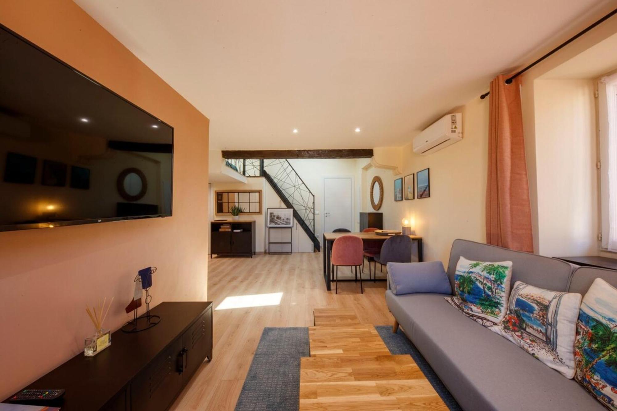 06A2 - Heart Of Old Nice Beautiful Renovated Apartment Экстерьер фото
