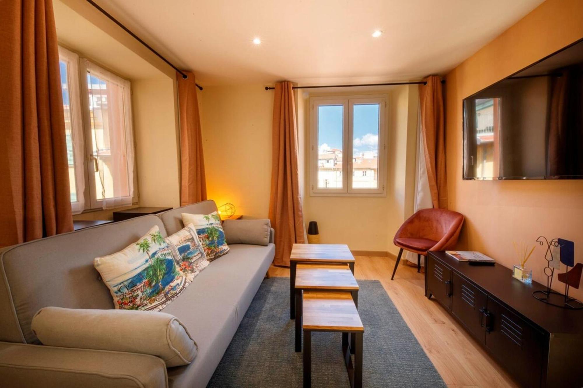 06A2 - Heart Of Old Nice Beautiful Renovated Apartment Экстерьер фото